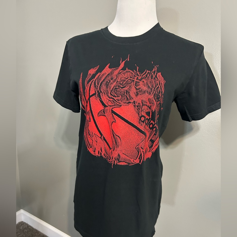Adidas boys size 14/16 short sleeve T-shirt with red‎ graphic on front